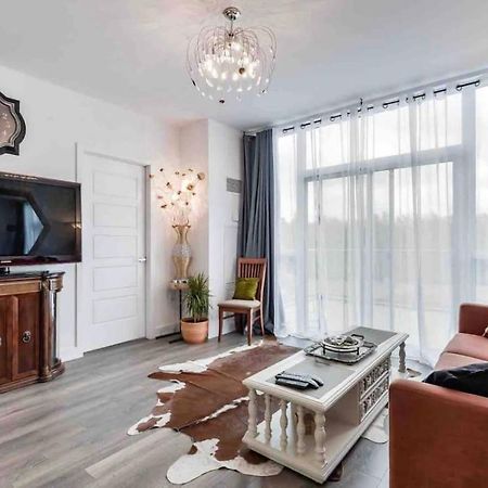 Aquarius 2 Bedroom Condo Friday Harbour Innisfil Eksteriør bilde