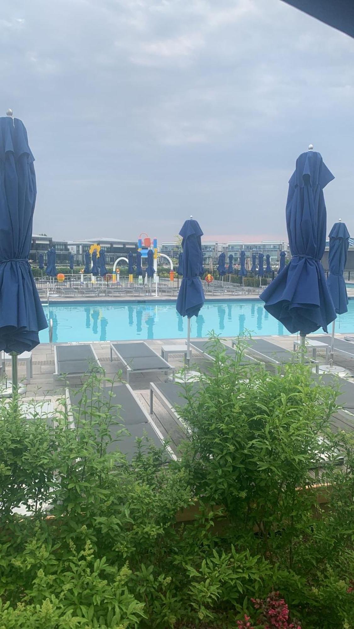 Aquarius 2 Bedroom Condo Friday Harbour Innisfil Eksteriør bilde